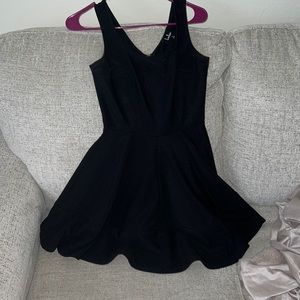 Lulus size small black dress